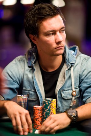 Yngve Steen er verdens beste pokerspiller på nett.